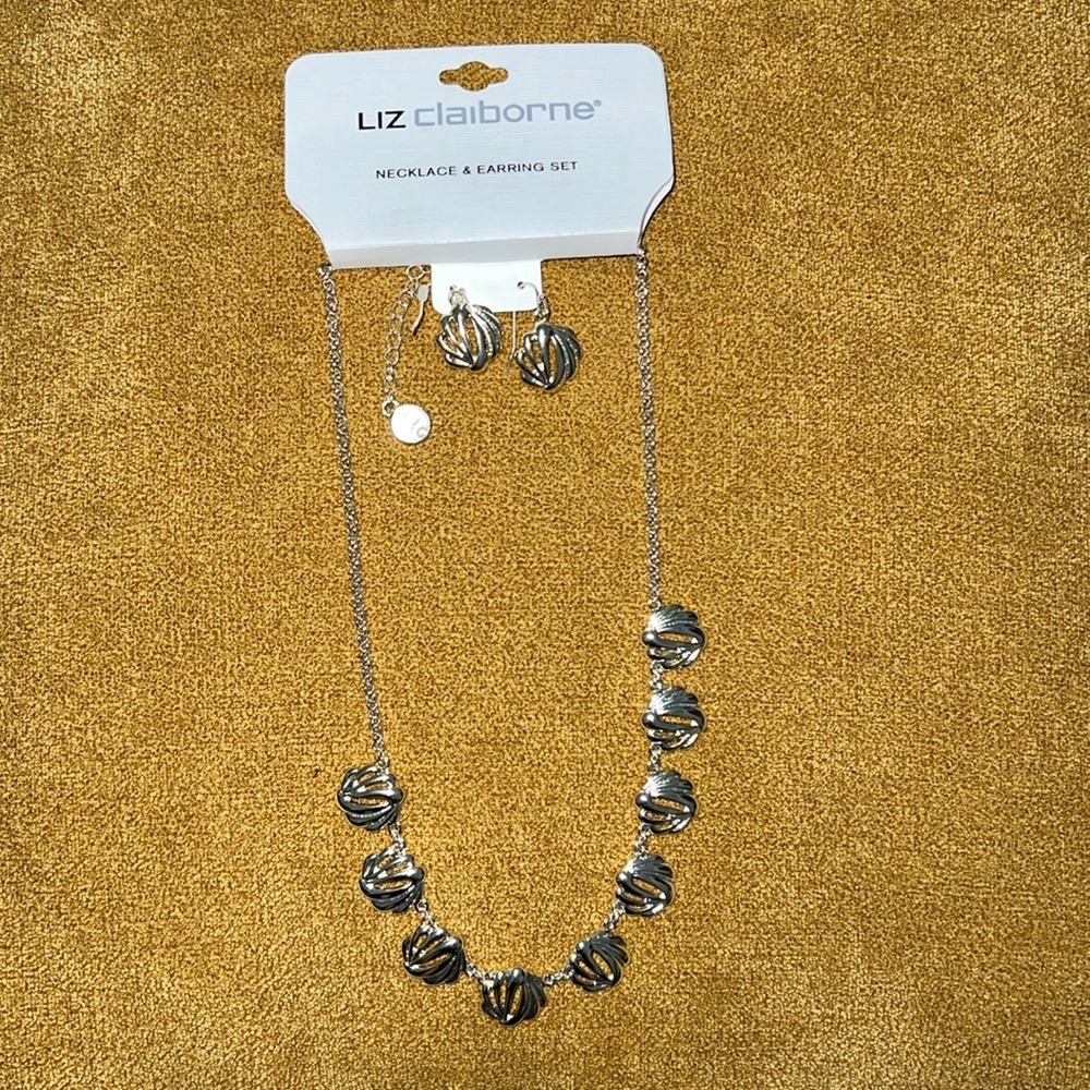 Silver Knot Necklace & Earring Set